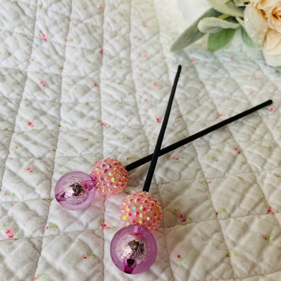 Accessories - 🎀Pink Chopsticks Set of 2 Hair Sticks